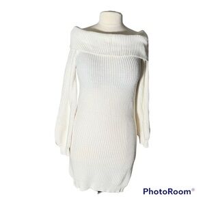NWOT Knitted White Dress ❄️